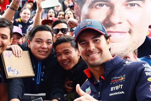 Fans respaldan a Checo Pérez antes de la carrera en el Gran Premio de Australia