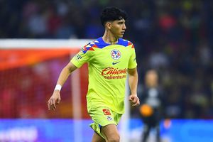 Kevin Álvarez fue captado en el Estadio Azteca durante el concierto de Karol G