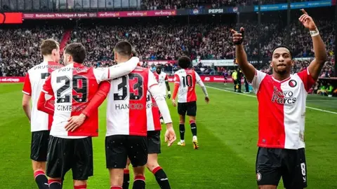 Feyenoord vs Ajax: ¿Dónde y a qué hora ver el partido de la Jornada 29 de la Eredivisie?