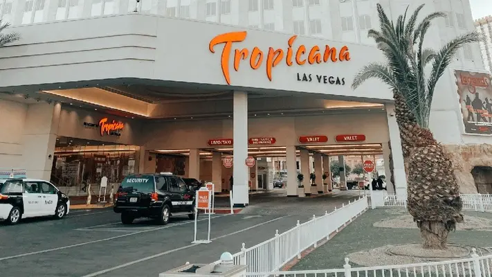 ¡Adiós, rumbero! El Tropicana de Las Vegas cierra tras 67 años