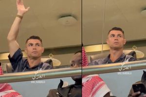 Afición del Al-Nassr corea el nombre de Cristiano Ronaldo: ‘CR7’ conmovido en las gradas