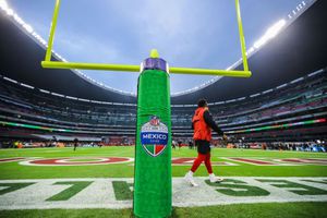 ¿Regresa la Estrella Solitaria? A Jerry Jones le gustaría que los Dallas Cowboys jueguen en México