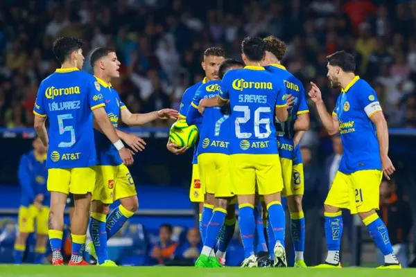 Henry Martin y Brian Rodríguez se encararon en el Clásico Capitalino