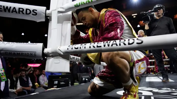 Óscar de la Hoya se burla de Rolando Romero tras perder ante 'Pitbull' Cruz