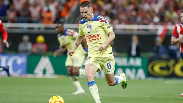 Álvaro Fidalgo sobre su supuesta salida de América: "No sé de donde sacan esa información"