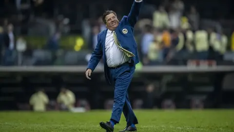 Un día como hoy: RÉCORD destacó las 100 victorias del 'Piojo' Herrera con América