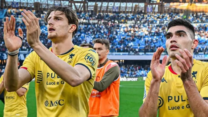Serie A: Genoa y Johan Vásquez empatan en su visita a Napoli