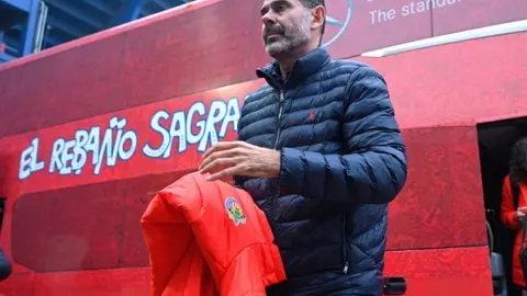 Fernando Hierro, director deportivo de Chivas, en la mira de Al-Nassr de Cristiano Ronaldo