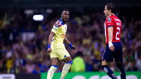 Julián Quiñones festejó de manera polémica los dos goles de América a Chivas