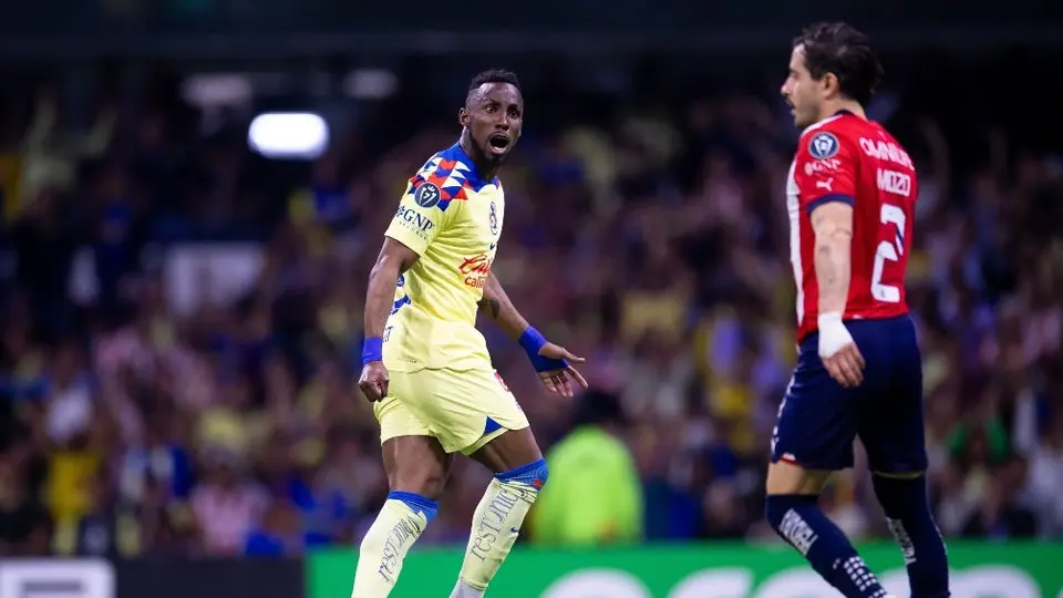 Julián Quiñones festejó de manera polémica los dos goles de América a Chivas