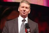 Bufete de abogados lanza sitio web para encontrar más víctimas de Vince McMahon y John Laurinaitis