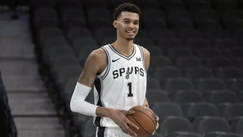 Victor Wembanyama confirma que los Spurs jugarán en Francia en 2025