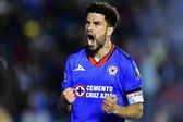 Ignacio Rivero renueva contrato con Cruz Azul hasta 2026