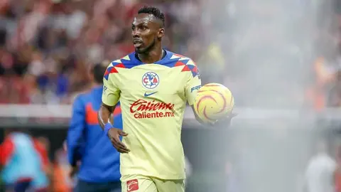 André Jardine confirma baja de Julián Quiñones ante New England Revolution