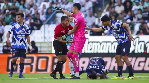 "A Monterrey no le alcanzará para los dos torneos", Enrique Beas en RÉCORD+