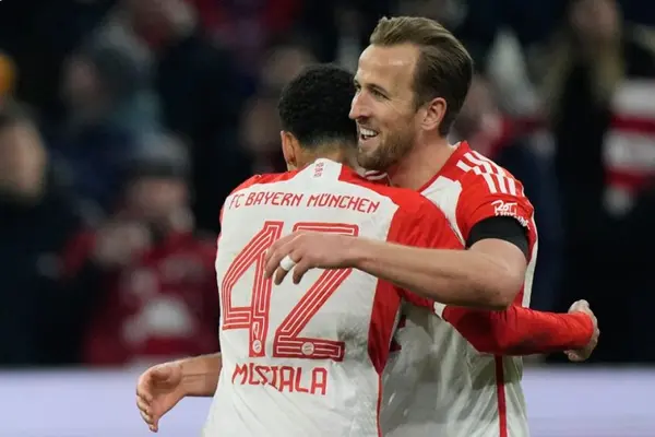 Harry Kane entró al rescate y Bayern finalizó racha de tres derrotas