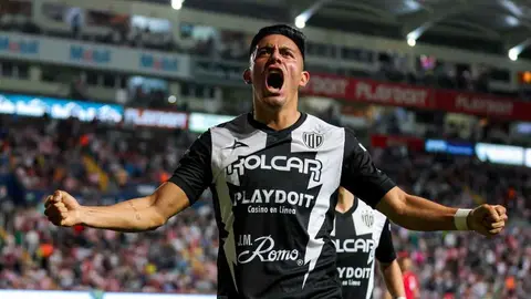 Necaxa vence a Santos en casa y se afianza en los puestos de Liguilla