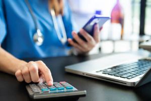 ¿Sabías que existen gastos que puedes deducir ante el SAT? Aquí te explicamos