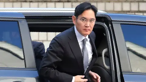 Presidente de Samsung, absuelto por polémica fusión empresarial en 2015