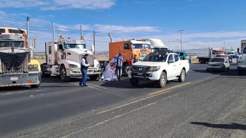 Cancelan bloqueo de  transportistas en la autopista México-Pachuca programada para el 11 de marzo