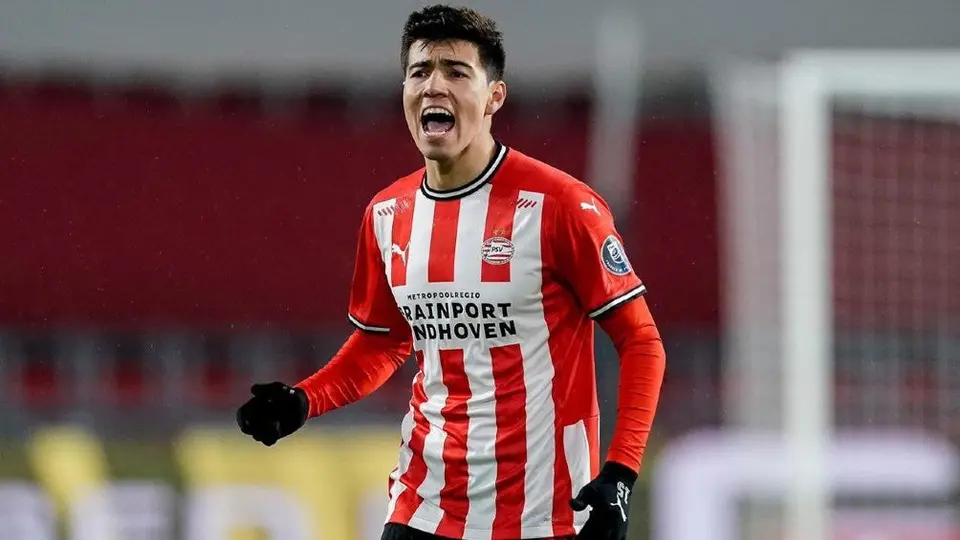Erick Gutiérrez: Llegó a 100 partidos con la camiseta del PSV