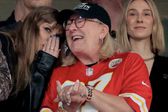 ¡Estará en las gradas! Madre de Travis Kelce reveló que no verá el Super Bowl en un palco