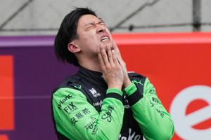 ¡Con lágrimas! Guanyu Zhou concluye el GP de China en llanto tras el apoyo de la afición