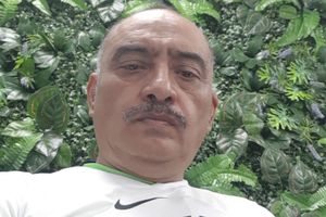 Don Beto, creador de la porra de Pumas, es exhibido en redes sociales