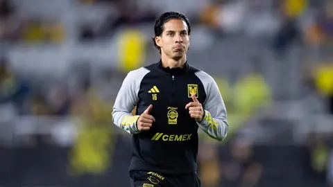 Jugador del Columbus Crew imita burla de Miazga con Diego Lainez y lo hace con Javier Aquino