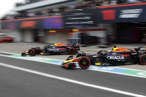 ¡Pelea por la Pole! Así fue la diferencia entre Max Verstappen y Sergio Pérez en la Qualy