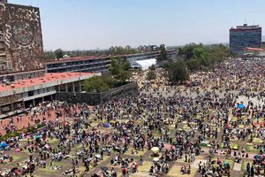 65 mil personas observan el Eclipse Solar desde las islas de Ciudad Universitaria
