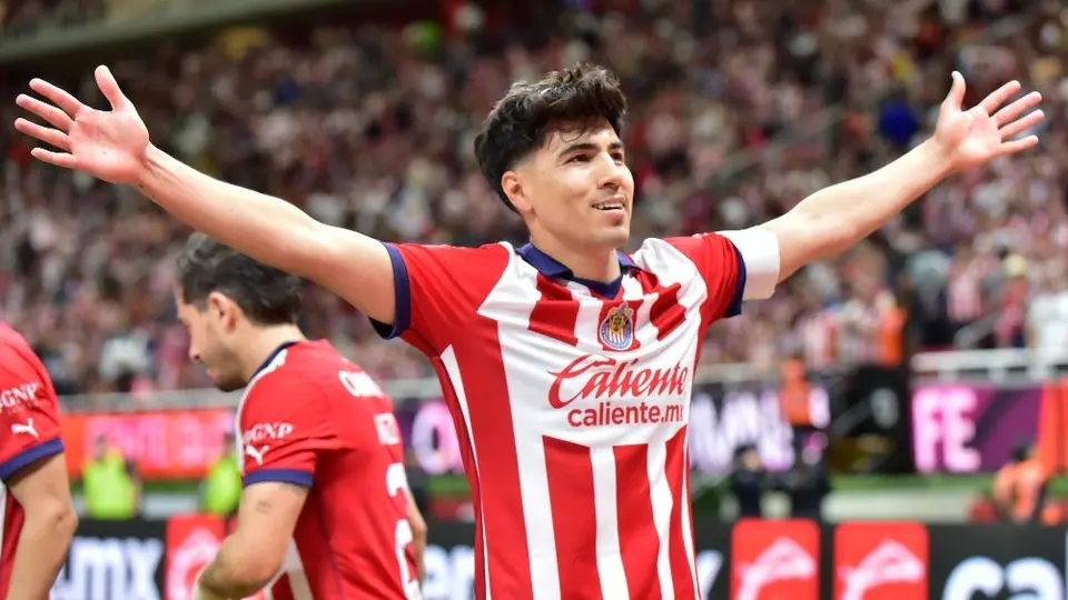 Érick Gutiérrez aconseja a jóvenes para que vayan a Europa: 'Sería bueno que se fueran antes'