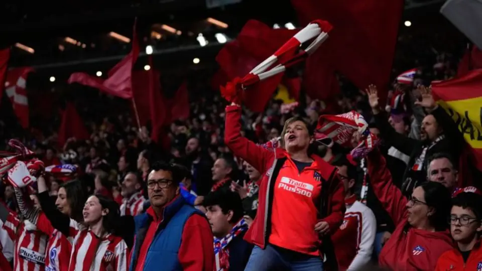 Afición de Atlético de Madrid entonó cánticos racistas contra Vinicius Jr en Champions League