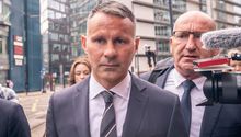 Expareja de Ryan Giggs relató los abusos sufrió: 'Me arrastró desnuda por un pasillo'