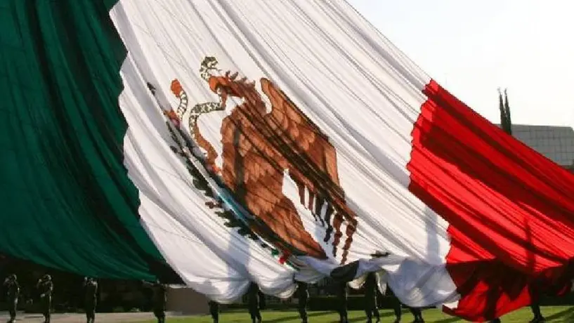 24 de febrero: Día de la Bandera, símbolo de la unidad e identidad nacional