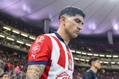 Víctor Guzmán el capitán y goleador de Chivas que ha perdido protagonismo con Fernando Gago