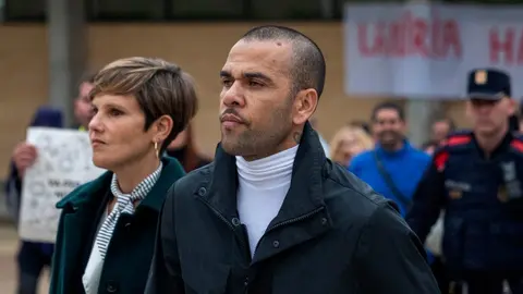 ¿Cómo pagó Dani Alves su fianza de un millón de euros para salir de la cárcel?