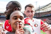 ¡Paliza! Feyenoord golea al Ajax en el Clásico Neerlandés; Santiago Giménez dio una asistencia