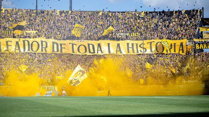 Peñarol insta a 'tomar precauciones' a aficionados que viajen a Rosario para Libertadores
