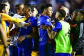 Cruz Azul y Tigres terminan el encuentro con bronca; Tercero y Ditta se van expulsados
