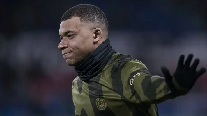 Aficionado pide a Laporta fichar a Mbappé y este responde: "No sabes nada tú"