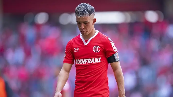 Leo Fernández, exjugador de Toluca y Tigres, protagoniza insólita jugada en Uruguay