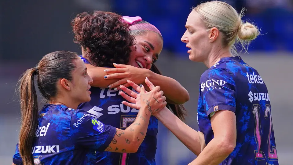Pumas Femenil celebra ante Atlas en CU | IMAGO7