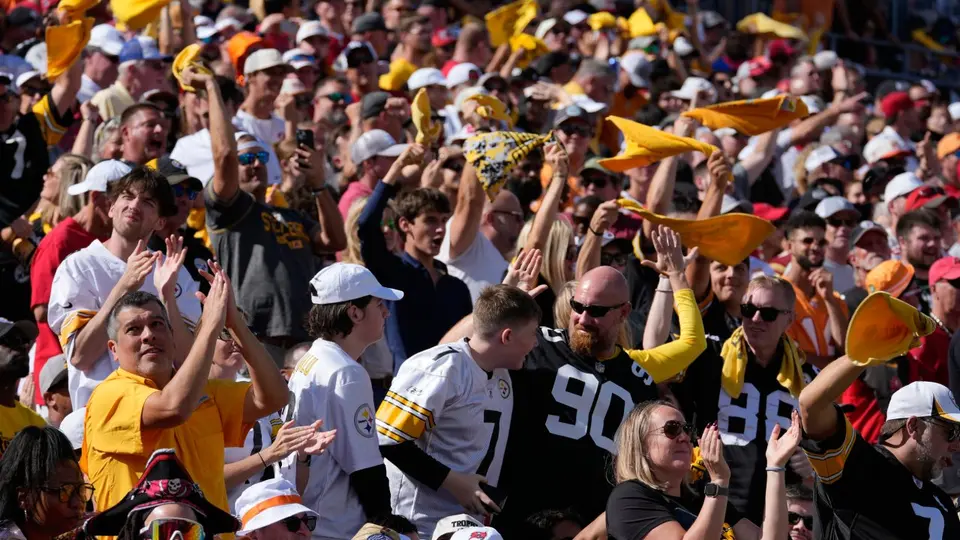 Aficionados de los Steelers en el partido contra los Tampa Bay Buccaneers | AP