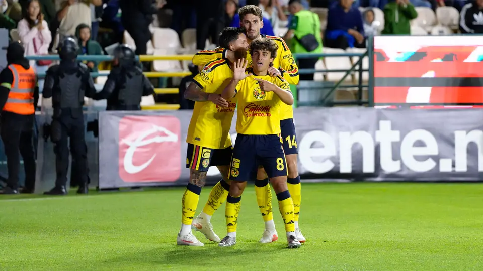 ¡Se estrenó el refuerzo! Carlos Álvarez anota su primer gol en Liga MX ante León