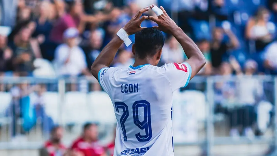 Armando León en celebración con NK Osijek | INSTAGRAM: @armando.leonr
