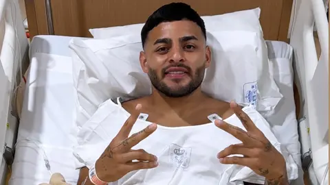 Alexis Vega lanza mensaje tras ser sometido a nuevo procedimiento