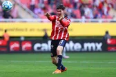 ¡Ant Ball Z! 'Hormiga' González festeja gol ante Querétaro con un ‘Kame Hame Ha’