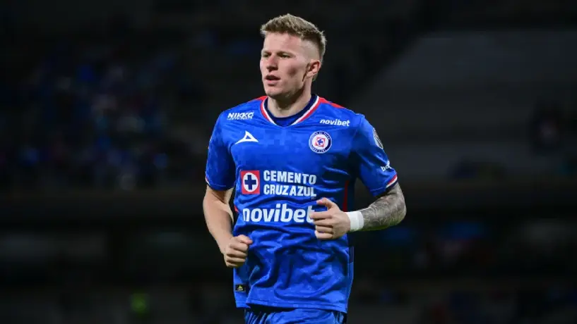 Houston mejoró su propuesta a Cruz Azul por Bogusz