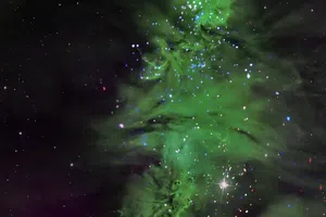 NASA revela imagen de un “árbol de Navidad cósmico” captado en el espacio